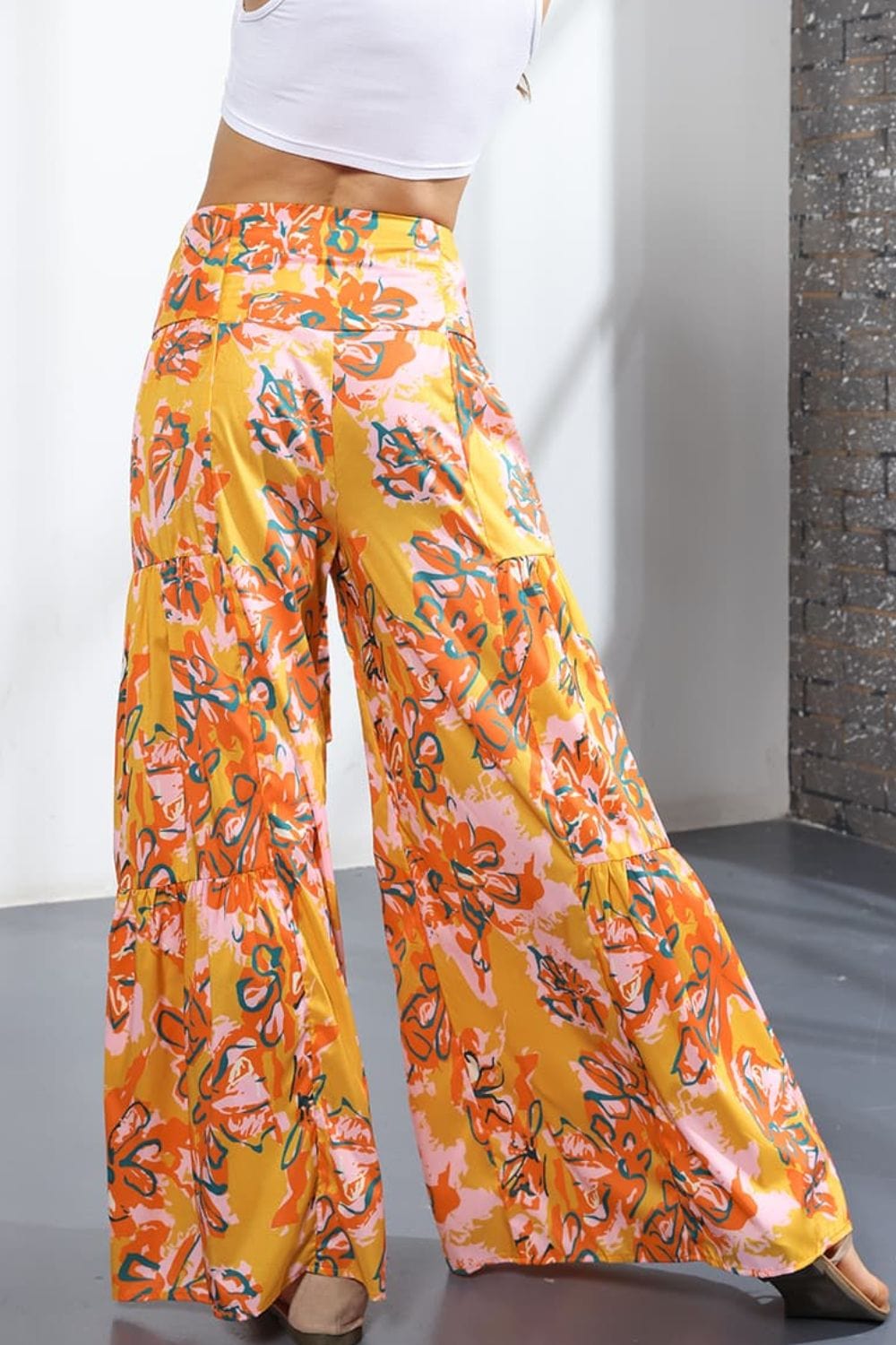 Printed High-Rise Tied Culottes - Runway Frenzy 